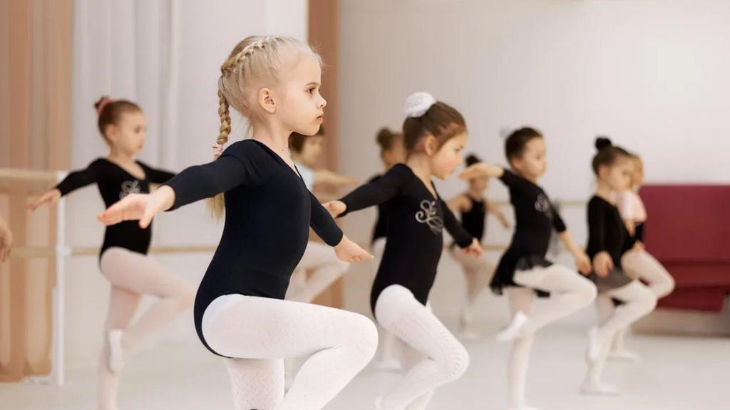 Школа балета «Petite Ballerine» на улице Маршала Казакова - отзывы и  контакты