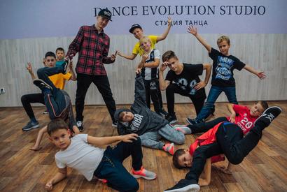 Школа танцев «Dance Evolution Studio» (Выборгское шоссе)